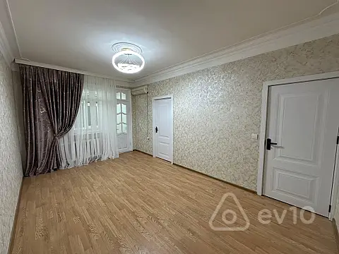 Satılır 2 otaqlı köhnə tikili 50 m² — Bakı, Binəqədi 2 otaq 50.00 m²