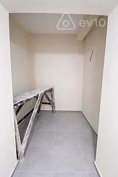 Satılır mənzil 40 m²
