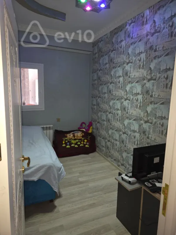 Satılır 3 otaqlı yeni tikili 87 m²