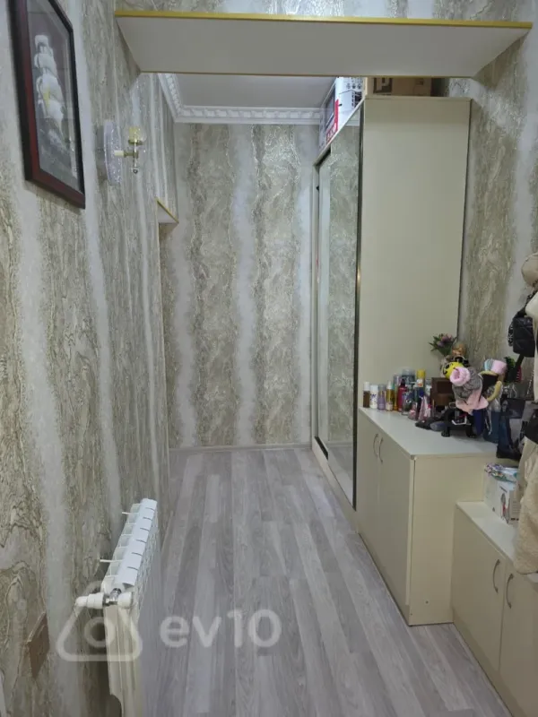 Satılır 3 otaqlı yeni tikili 87 m²