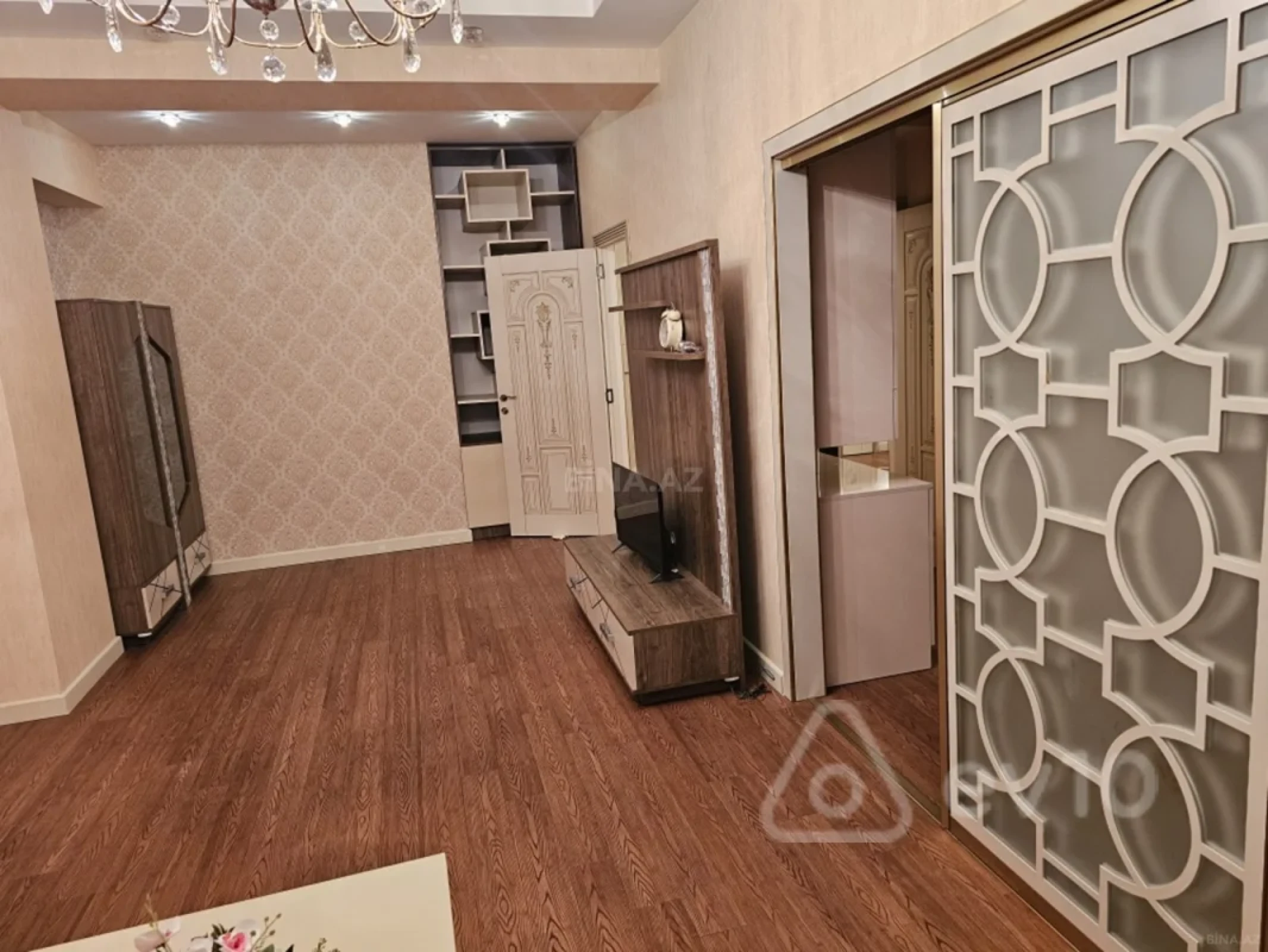 Kirayə verilir 3 otaqlı yeni tikili 110 m²