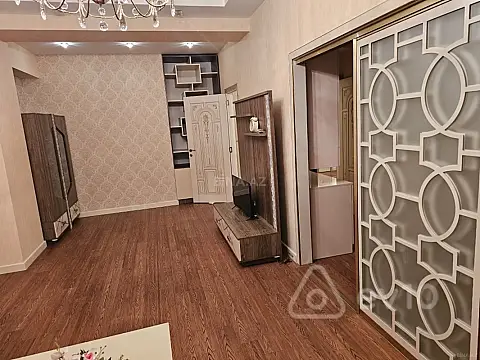 Kirayə verilir 3 otaqlı yeni tikili 110 m²