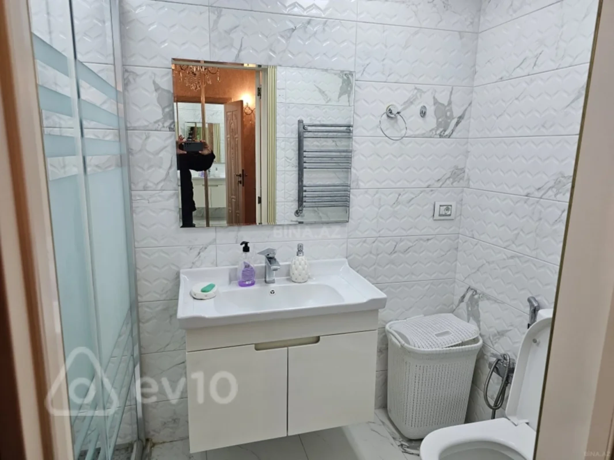 Kirayə verilir 3 otaqlı yeni tikili 110 m²