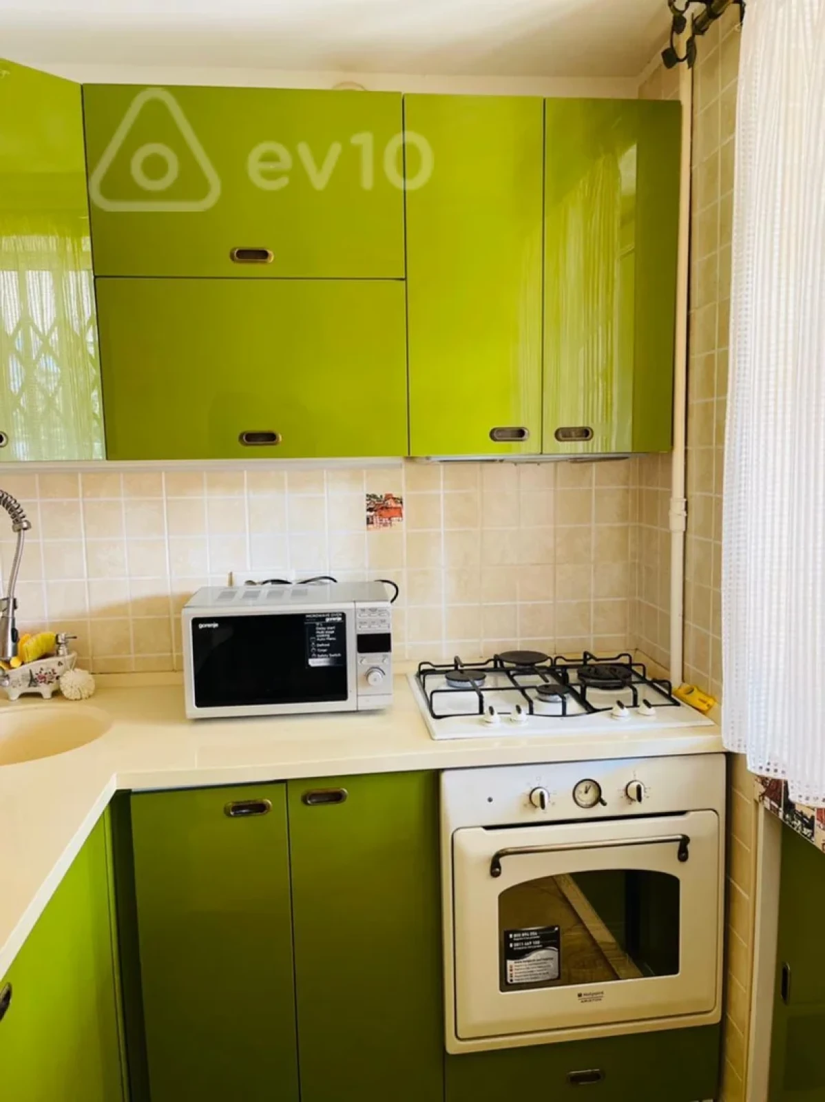 Kirayə verilir 1 otaqlı köhnə tikili 40 m²