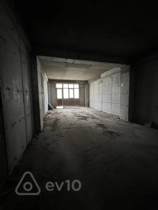 Satılır 4 otaqlı yeni tikili 174 m²