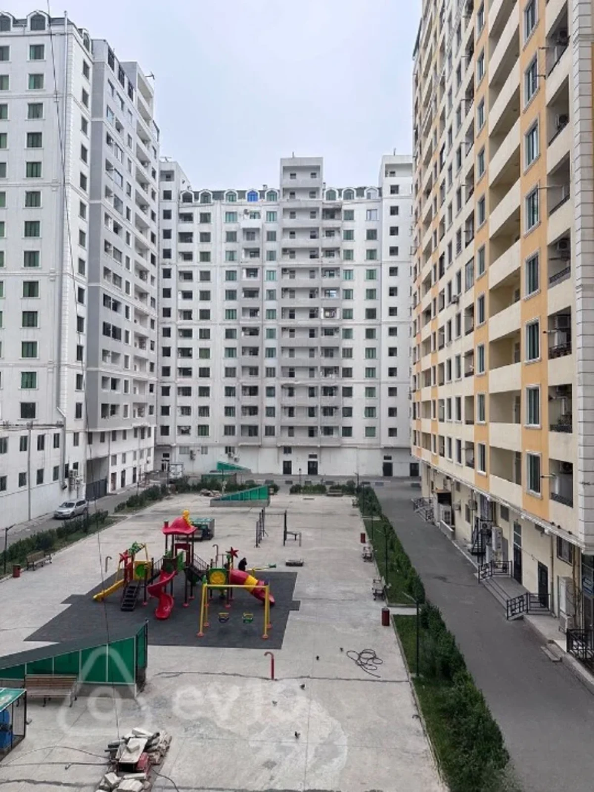 Satılır 4 otaqlı yeni tikili 174 m²