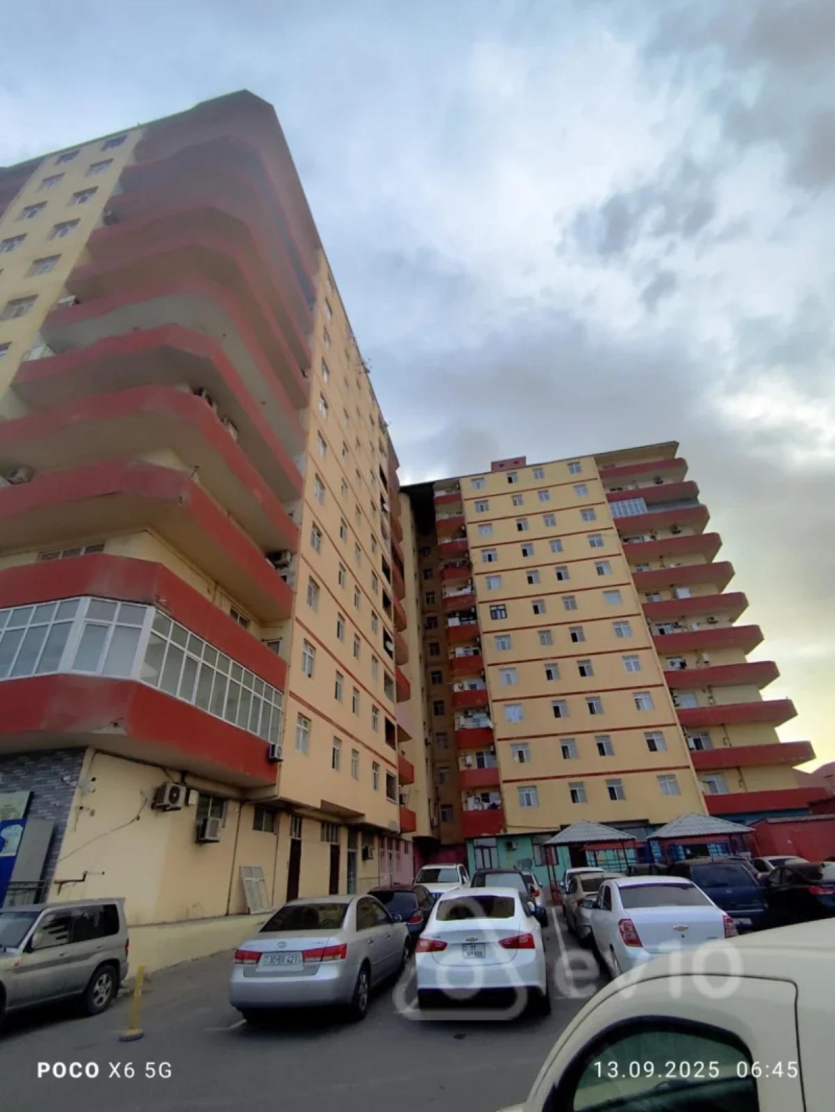 Kirayə verilir 3 otaqlı yeni tikili 70 m²