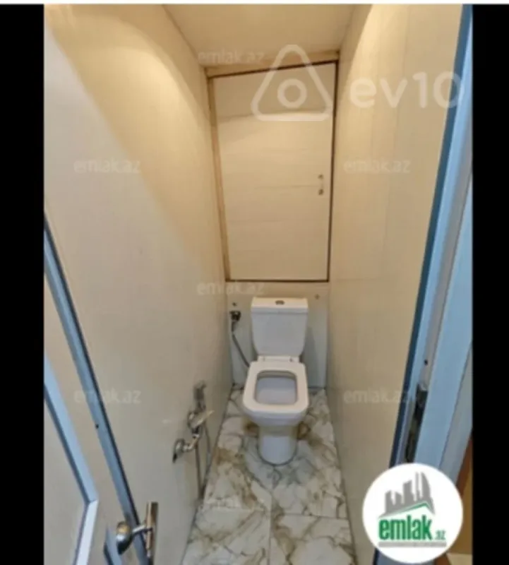 Kirayə verilir 2 otaqlı köhnə tikili 55 m²