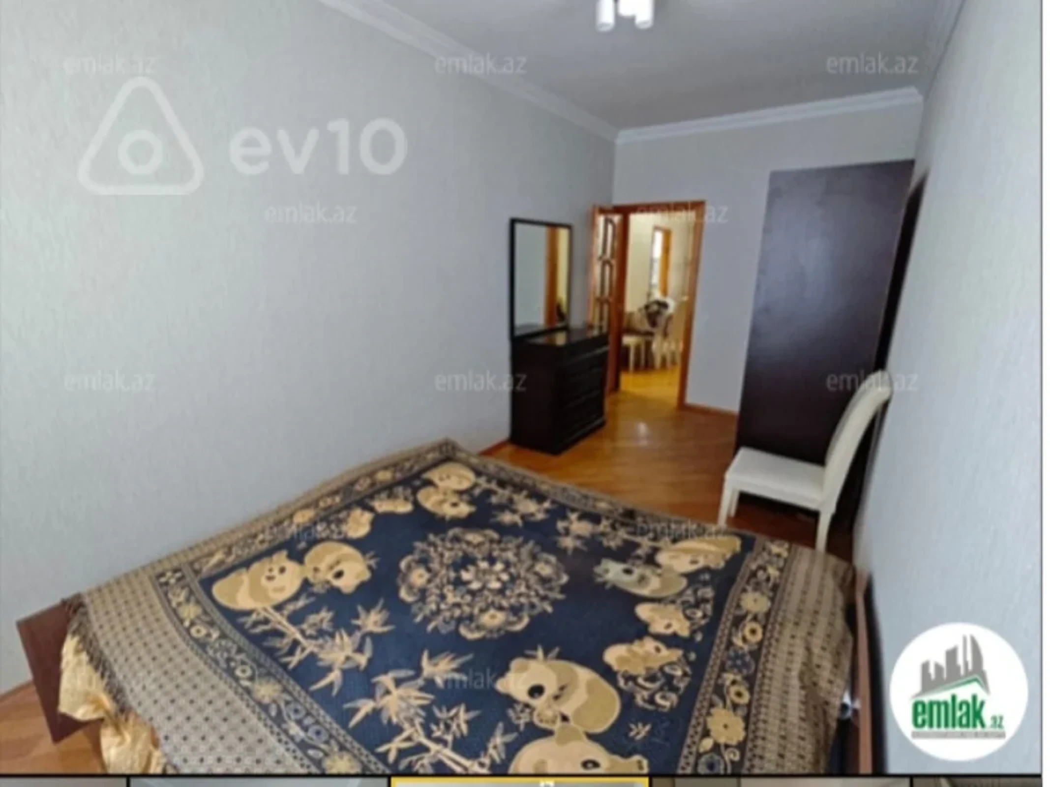 Kirayə verilir 2 otaqlı köhnə tikili 55 m²