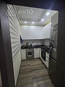 Kirayə verilir 3 otaqlı köhnə tikili 80 m²