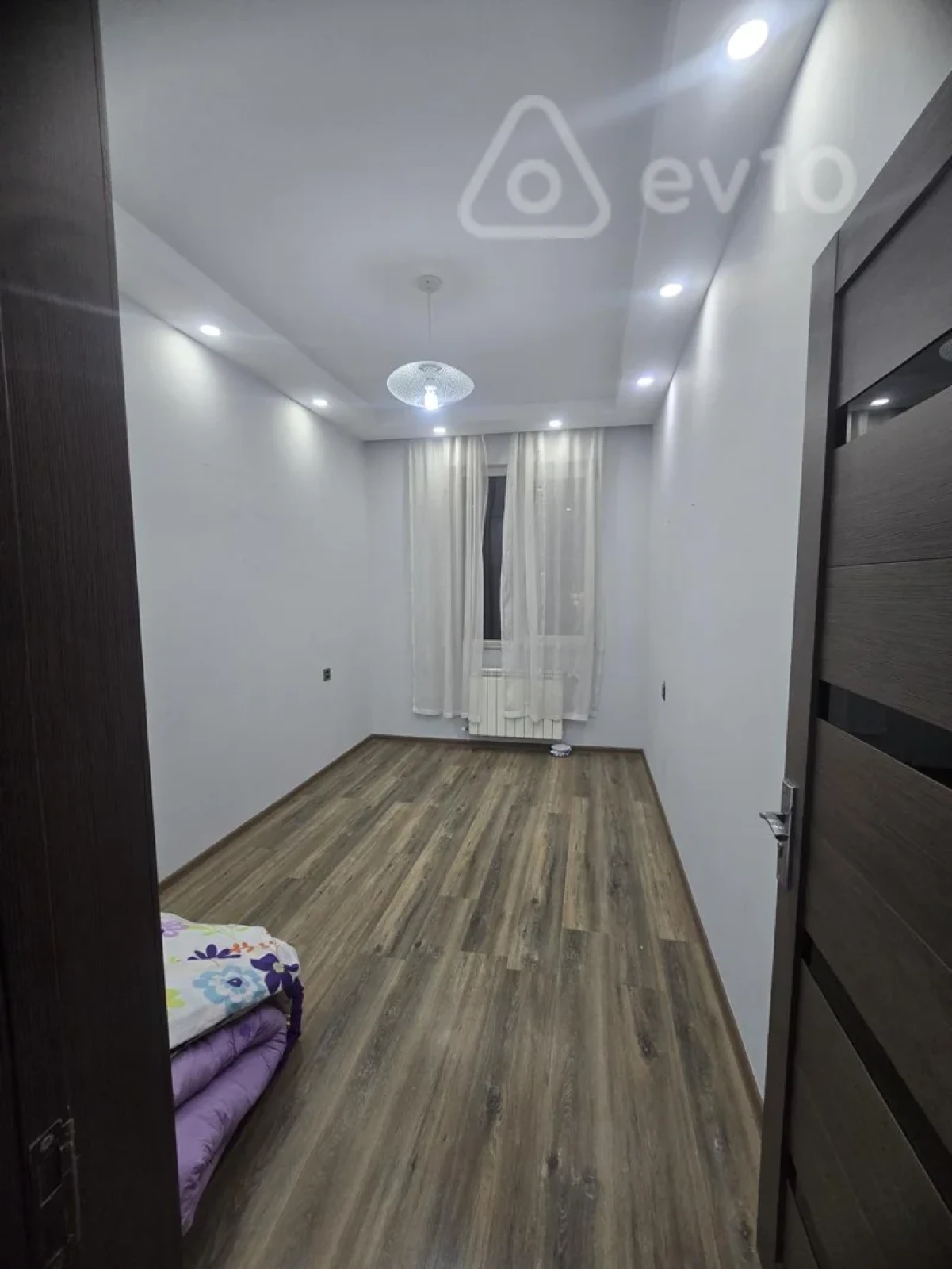 Kirayə verilir 3 otaqlı köhnə tikili 80 m²