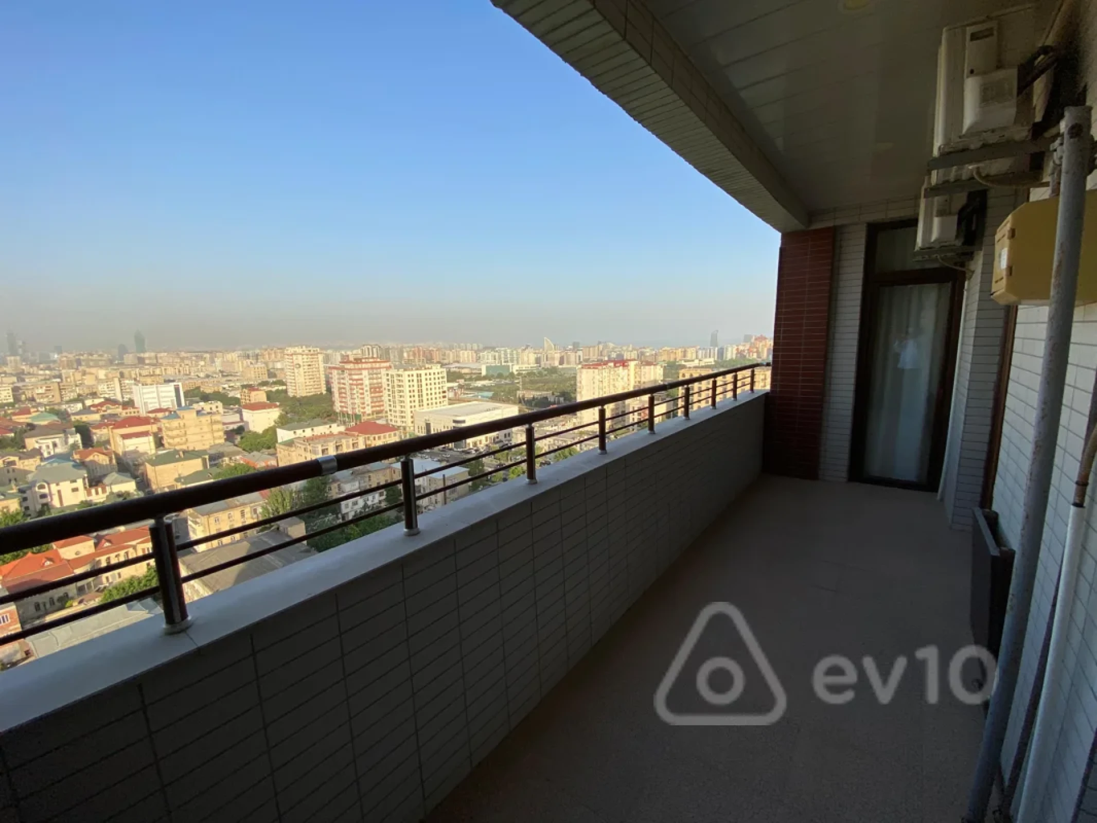 Satılır 3 otaqlı yeni tikili 160 m²