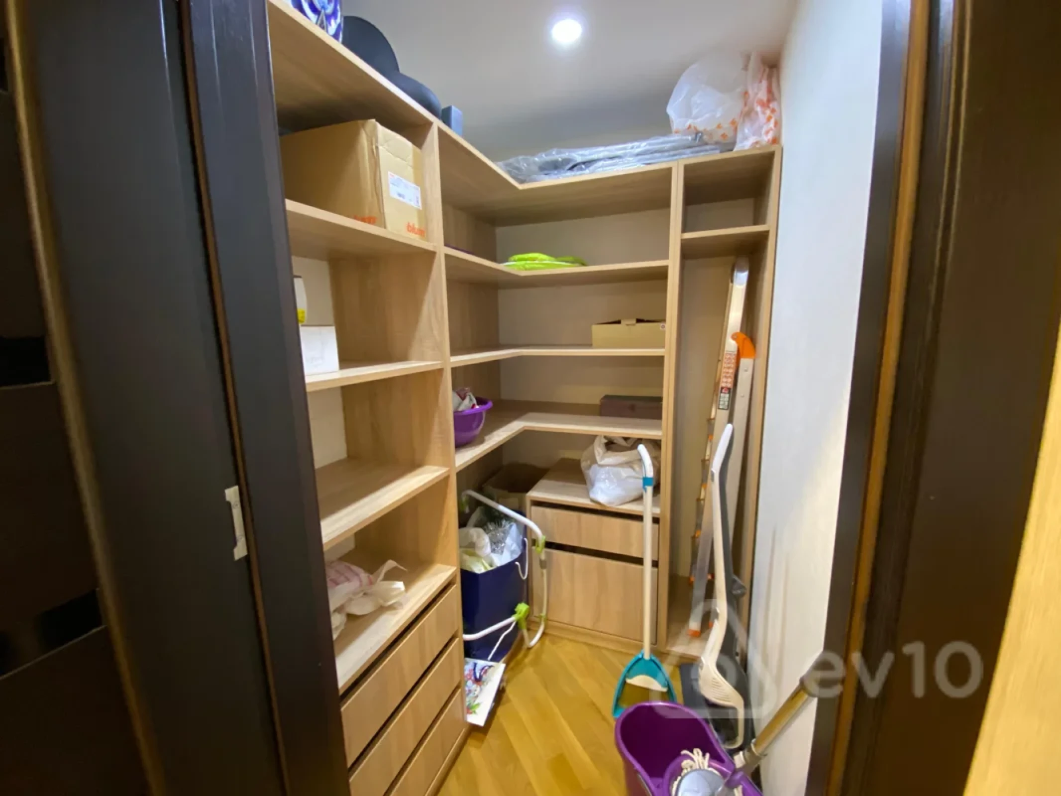 Satılır 3 otaqlı yeni tikili 160 m²