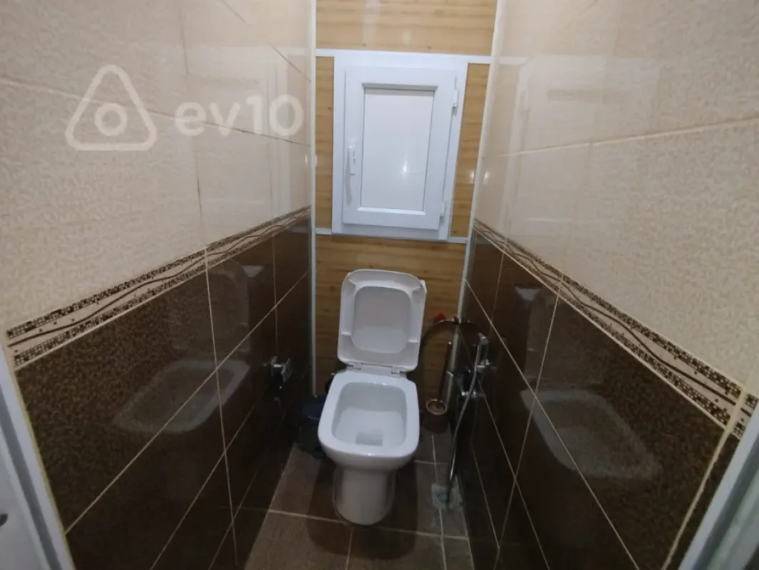 Kirayə verilir 3 otaqlı köhnə tikili 65 m²