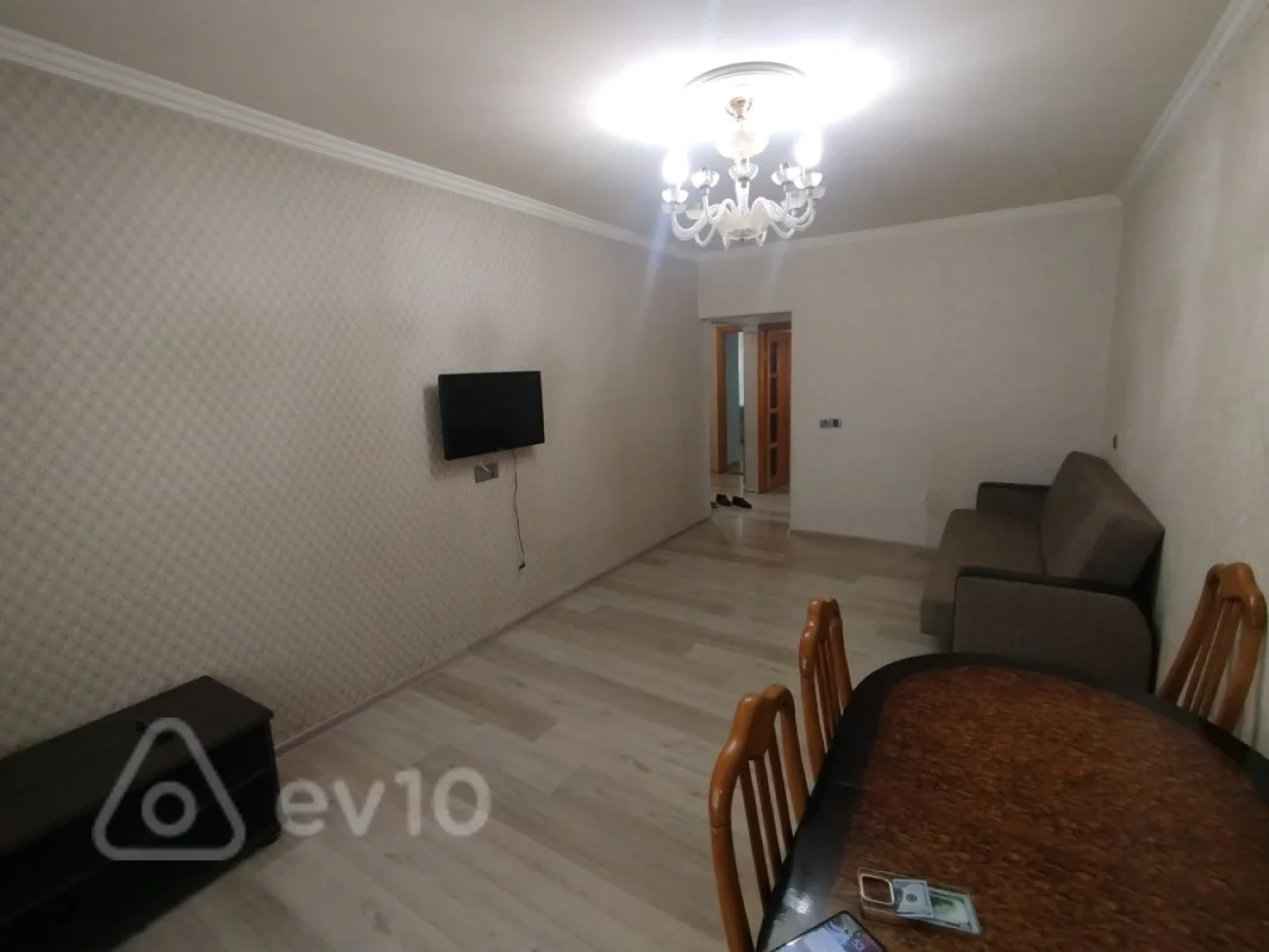 Kirayə verilir 3 otaqlı köhnə tikili 65 m²