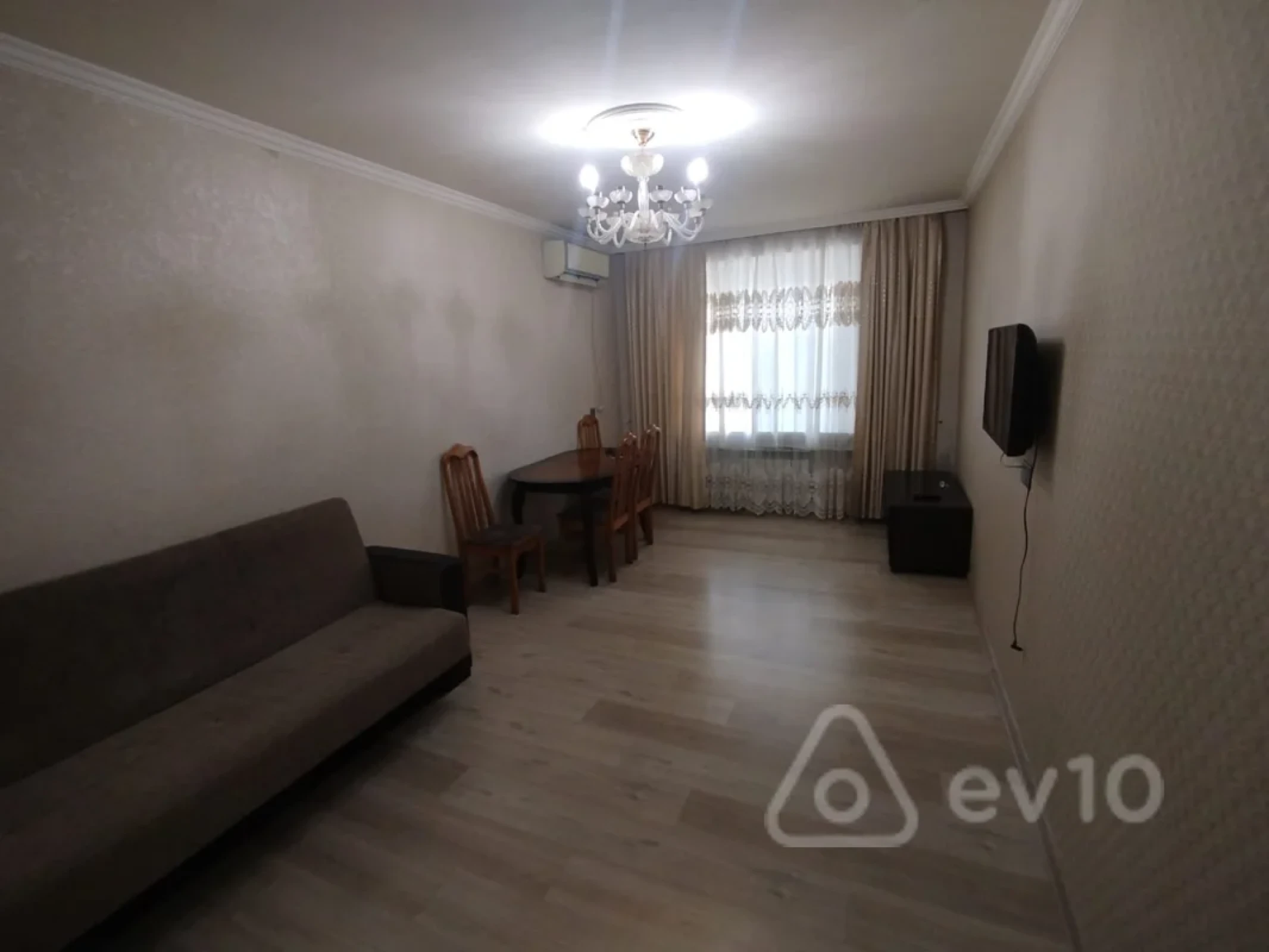 Kirayə verilir 3 otaqlı köhnə tikili 65 m²