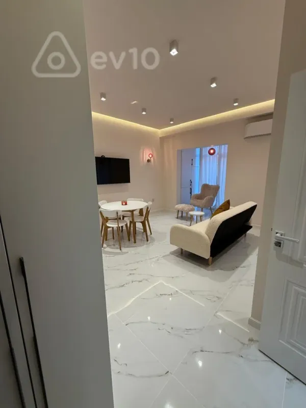 Kirayə verilir 1 otaqlı yeni tikili 40 m²