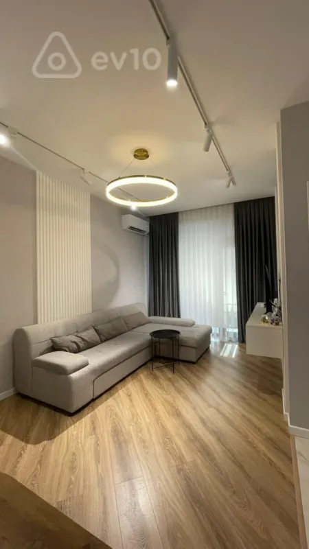 Kirayə verilir 2 otaqlı yeni tikili 55 m²