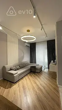 Kirayə verilir 2 otaqlı yeni tikili 55 m²