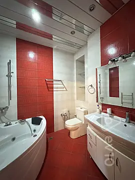 Kirayə verilir 3 otaqlı yeni tikili 150 m²