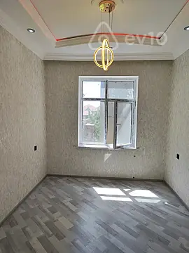 Satılır 4 otaqlı həyət evi 190 m²