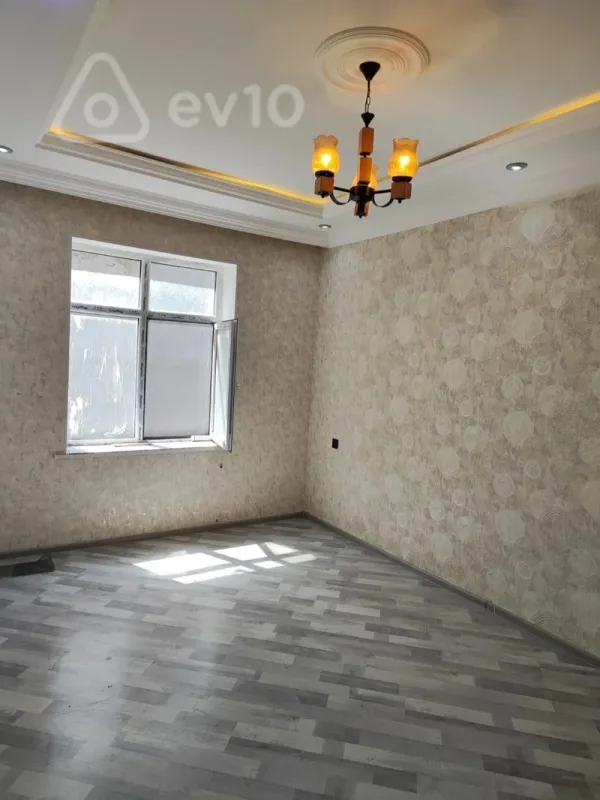 Satılır 4 otaqlı həyət evi 190 m²