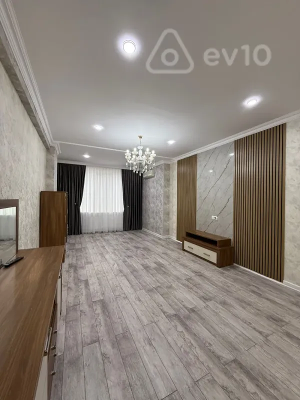 Satılır 3 otaqlı yeni tikili 100 m²