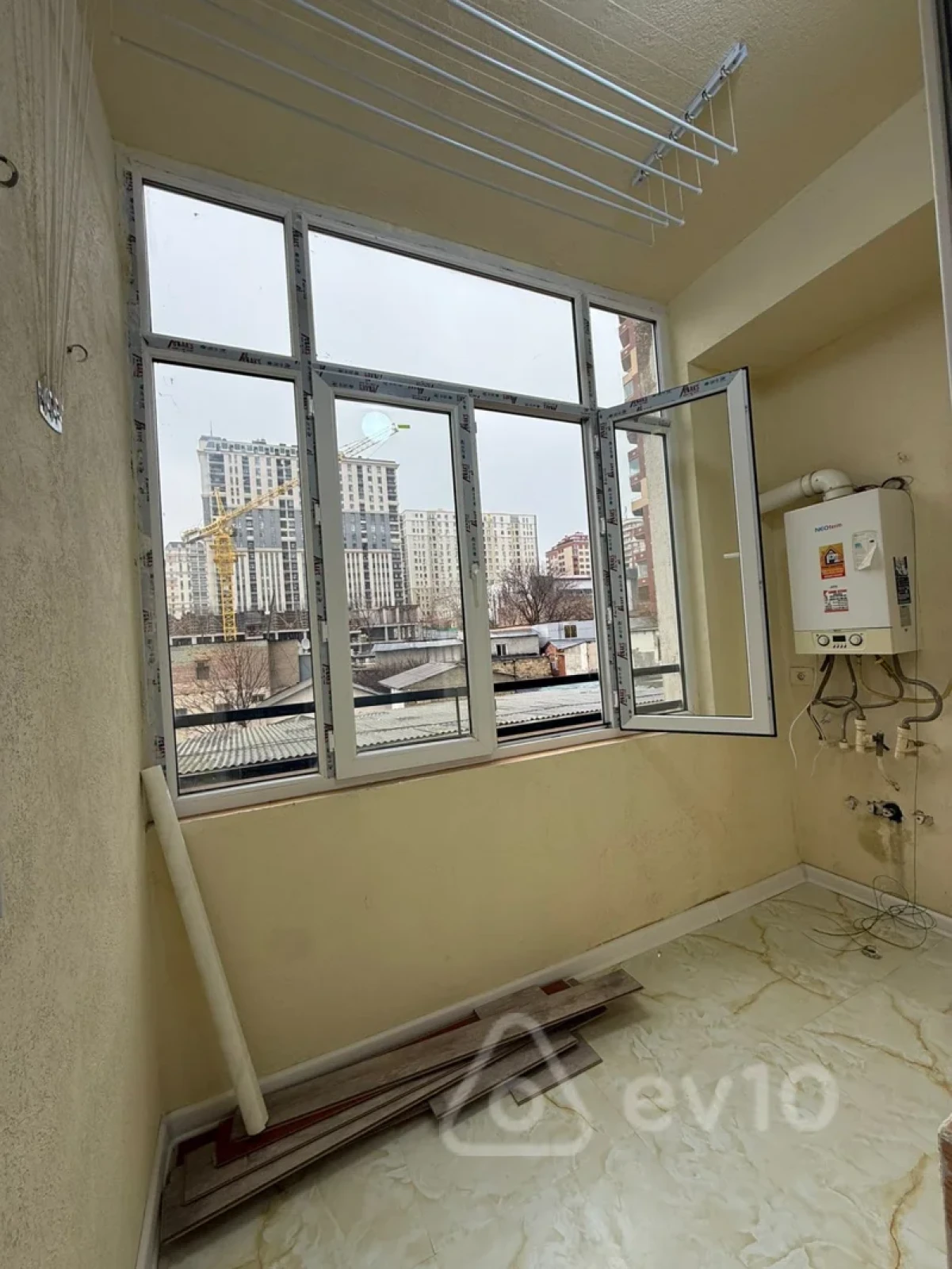 Satılır 3 otaqlı yeni tikili 100 m²