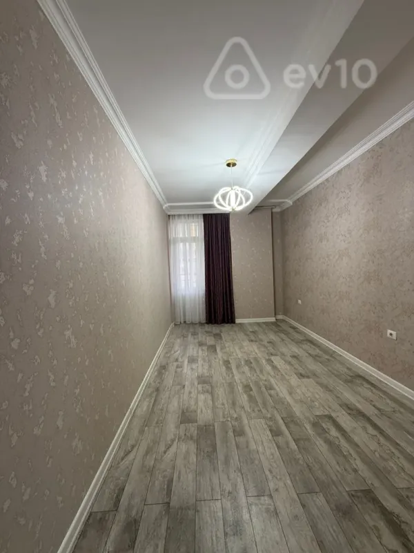 Satılır 3 otaqlı yeni tikili 100 m²