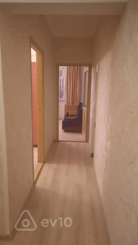 Kirayə verilir 3 otaqlı yeni tikili 70 m²