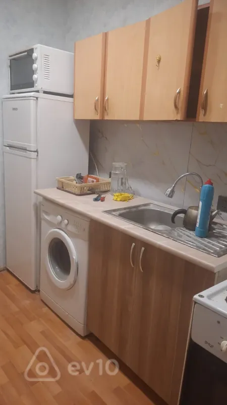 Kirayə verilir 3 otaqlı yeni tikili 70 m²