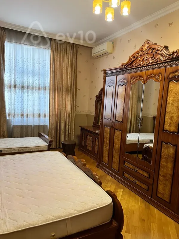 Kirayə verilir 2 otaqlı yeni tikili 85 m²