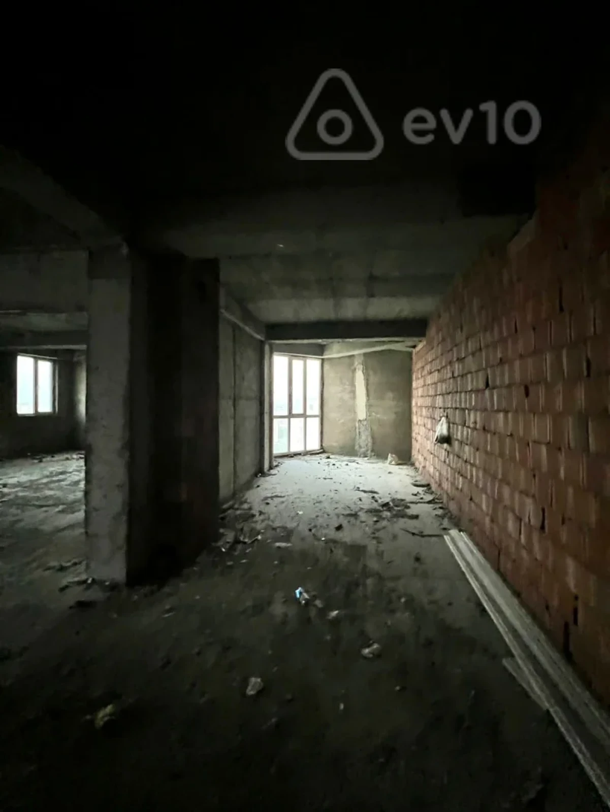 Satılır 4 otaqlı yeni tikili 190 m²