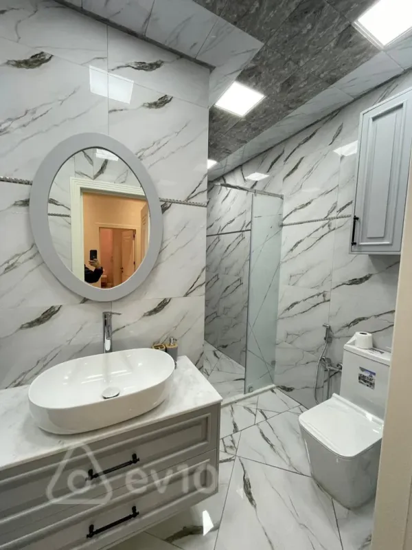 Kirayə verilir 3 otaqlı yeni tikili 136 m²