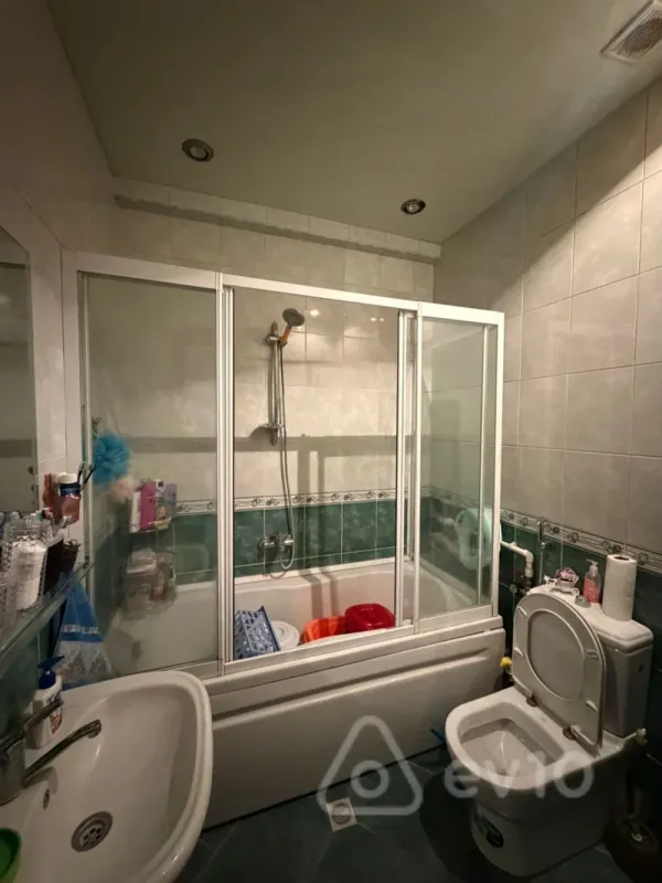 Satılır 2 otaqlı yeni tikili 65 m²