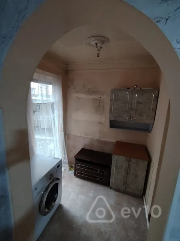 Kirayə verilir 2 otaqlı həyət evi 111 m²