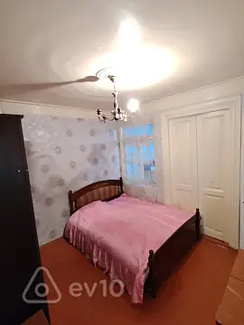 Kirayə verilir 2 otaqlı həyət evi 111 m²