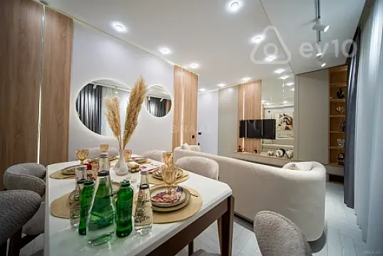 Kirayə verilir 2 otaqlı yeni tikili 70 m²
