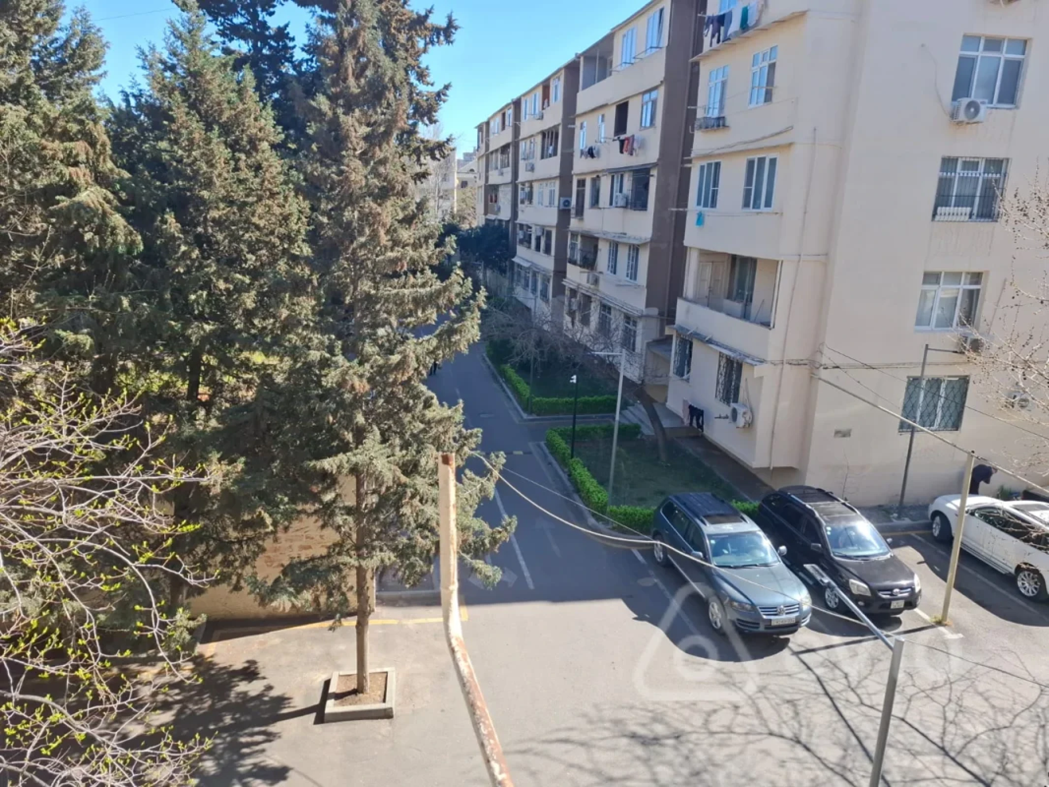 Kirayə verilir 3 otaqlı köhnə tikili 80 m²