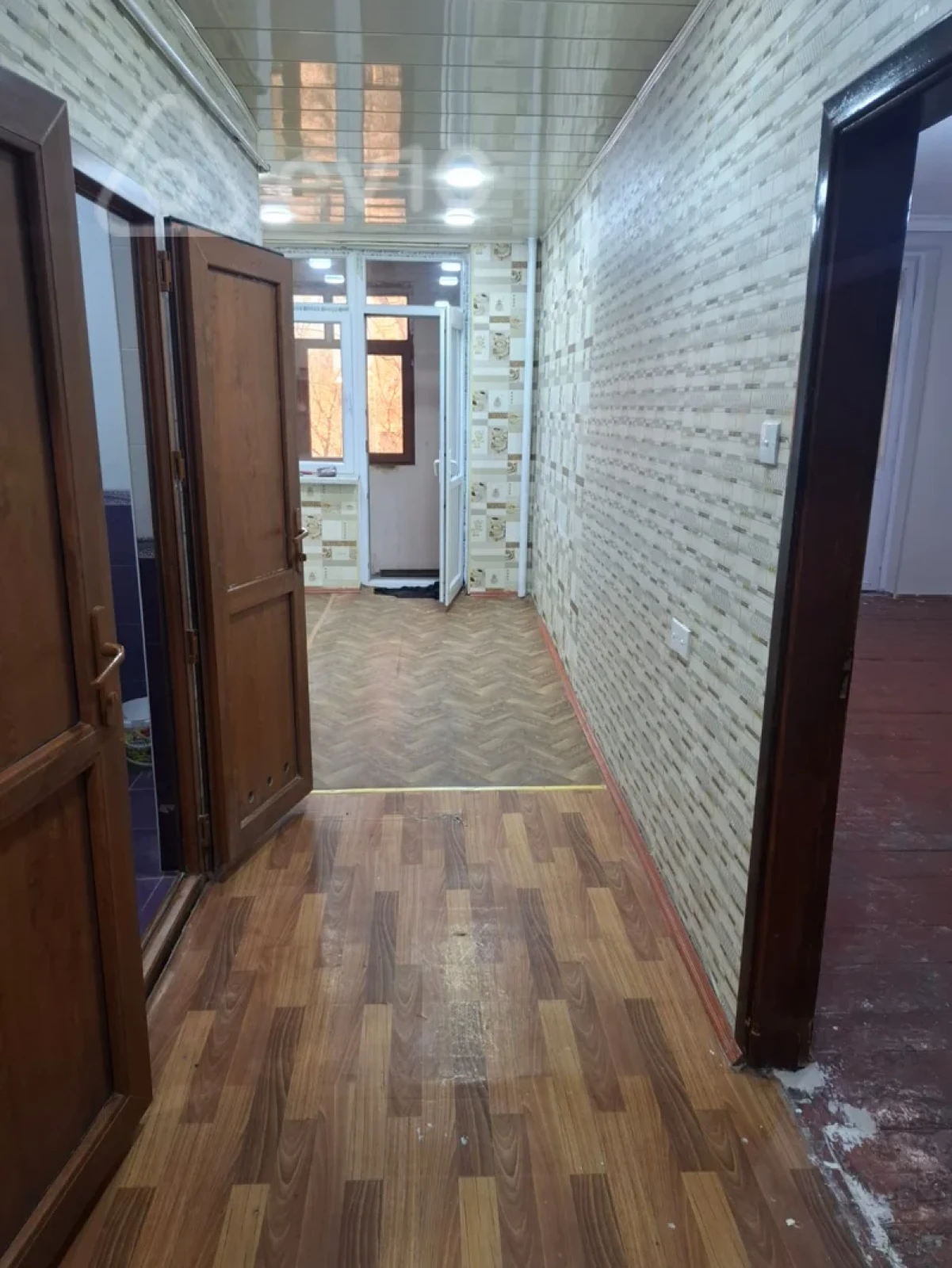 Kirayə verilir 3 otaqlı köhnə tikili 80 m²