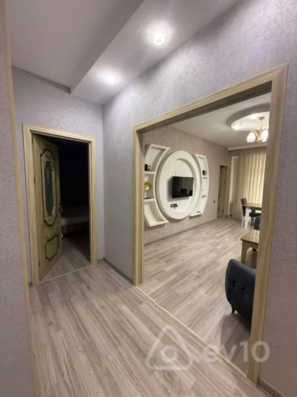 Kirayə verilir 3 otaqlı yeni tikili 110 m²