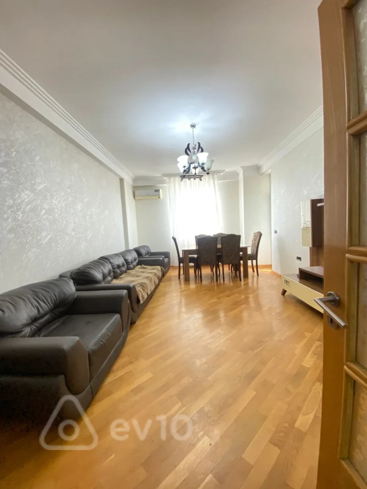 Satılır 2 otaqlı yeni tikili 88 m²