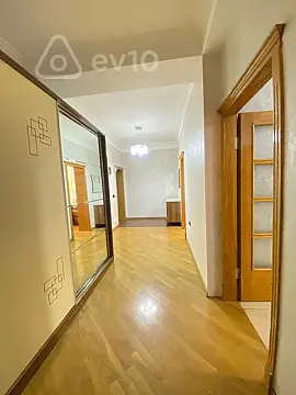 Satılır 2 otaqlı yeni tikili 88 m²