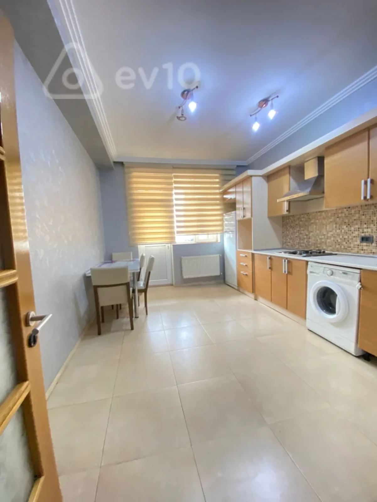Satılır 2 otaqlı yeni tikili 88 m²