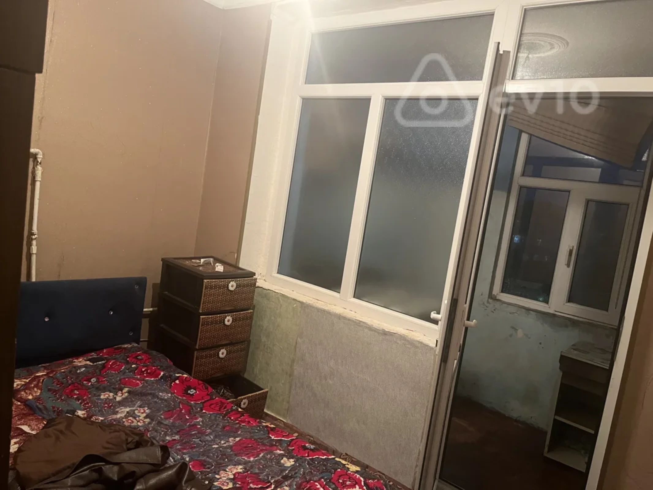 Kirayə verilir 2 otaqlı köhnə tikili 40 m²