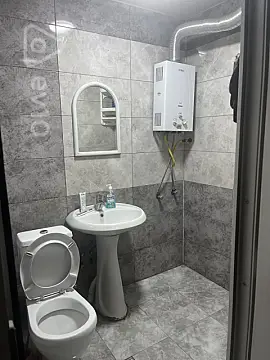 Kirayə verilir 2 otaqlı köhnə tikili 40 m²