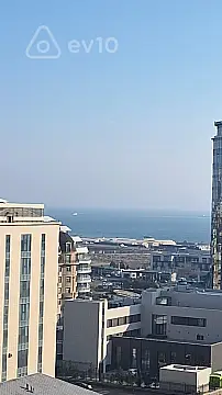 Kirayə verilir 2 otaqlı yeni tikili 90 m²