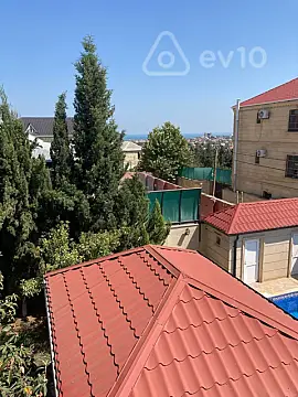 Kirayə verilir 7 otaqlı həyət evi 450 m²