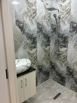 Kirayə verilir 2 otaqlı yeni tikili 70 m²