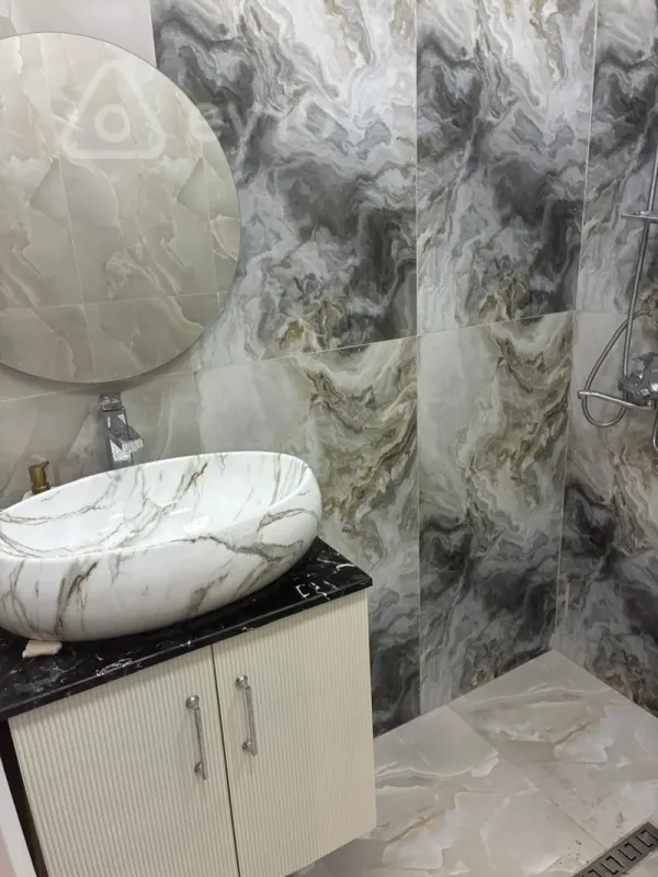 Kirayə verilir 2 otaqlı yeni tikili 70 m²